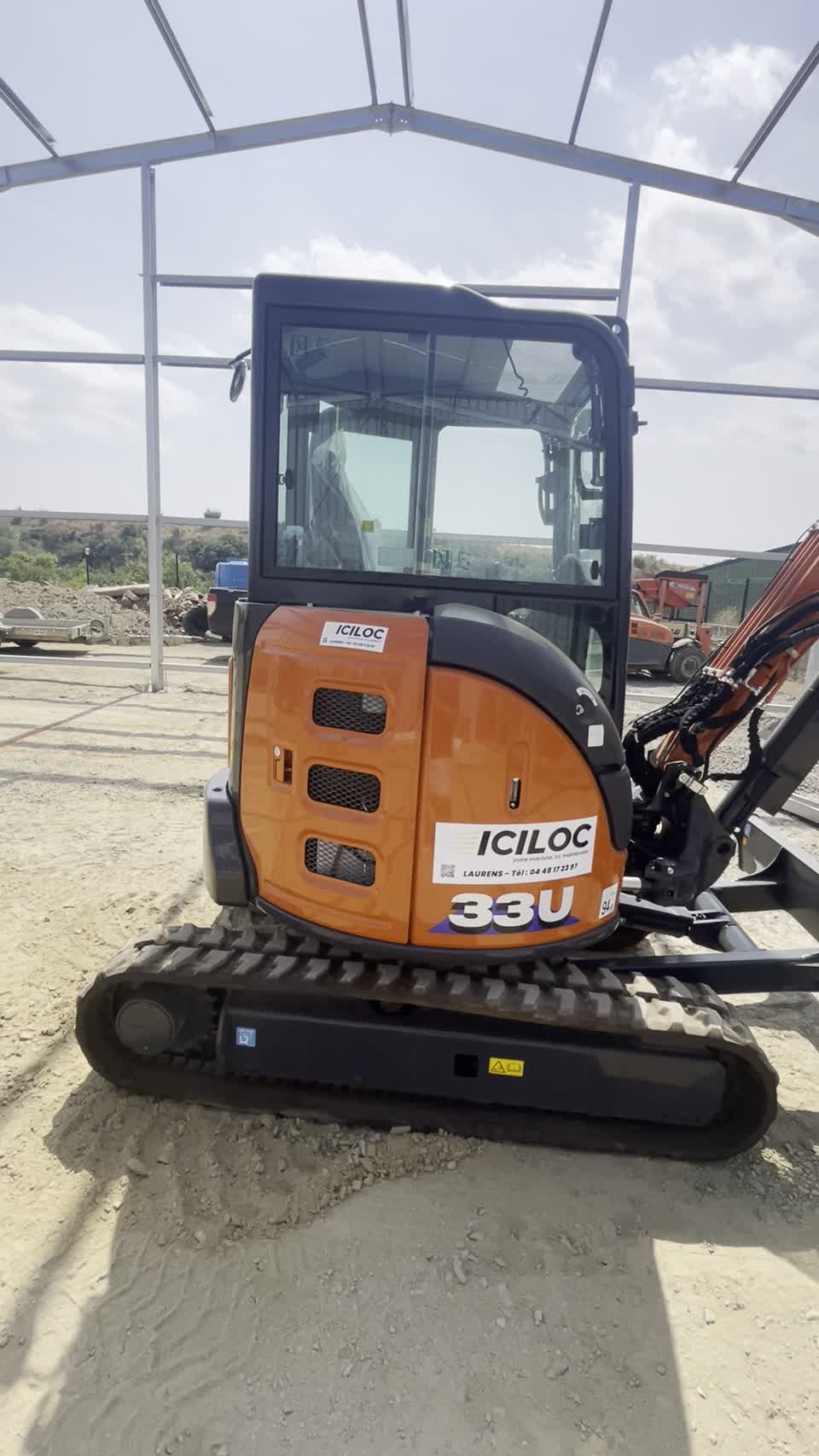Présentation mini-pelle Hitachi 3.5t